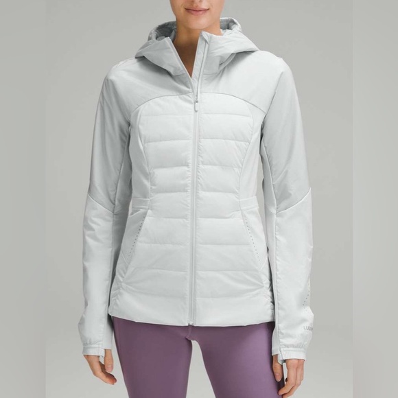 Lululemon✨NWT Down for It All Jacket Vapor Grey/White Size 16 Retail $228 - Picture 1 of 9